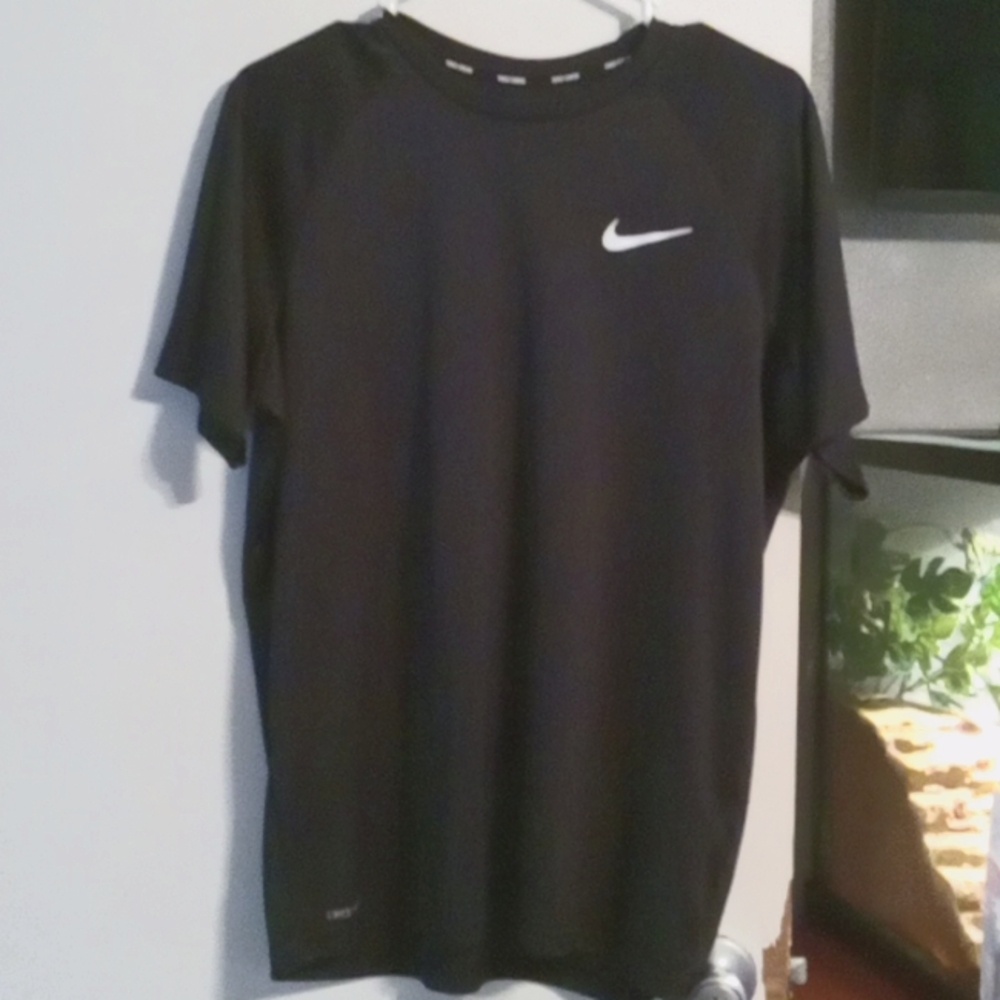 Nike dry fir T-shirt medium black